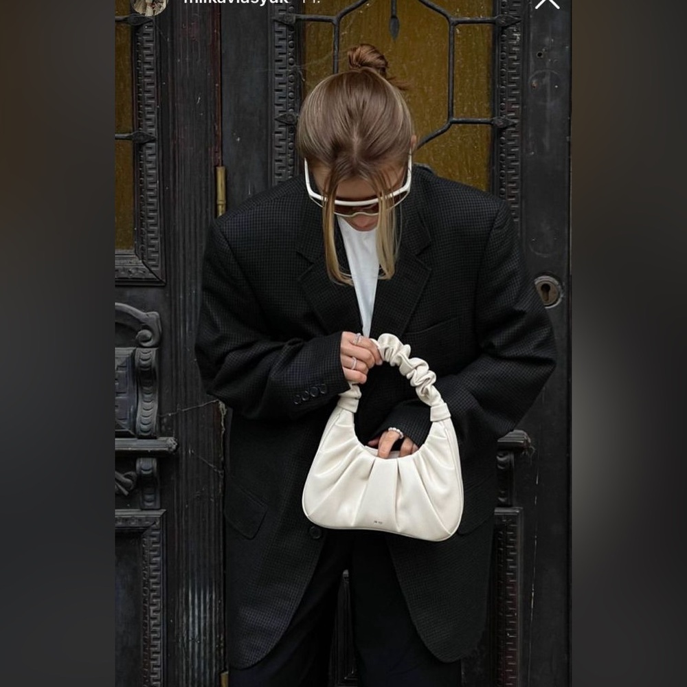 JW PEI Cream Shoulder Bag